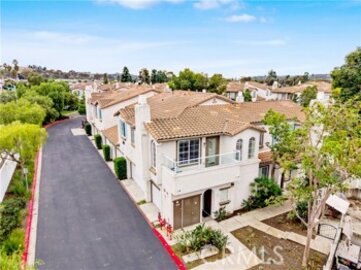 Fabulous Newly Listed Pelican Cove Townhouse Located at 293 Reef Point Way #6